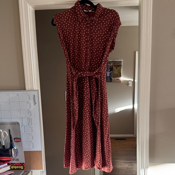 Boden Dresses & Skirts - Boden Rust with Cream TriPolka Dot Midi Dress